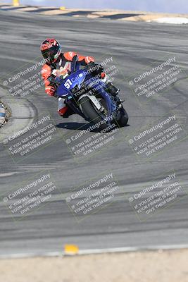 media/Nov-16-2025-Race Pace (Sun) [[8c5fa54630]]/Verified Riders/1-Turns 9 and 10 (925am)/